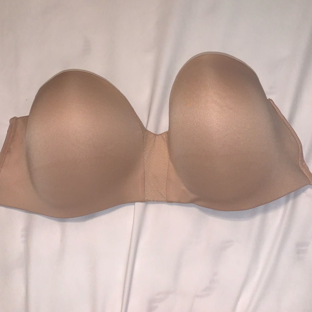 Maidenform self expression wireless strapless bra